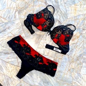 Victoria's Secret Red and Black Lace Bra Set